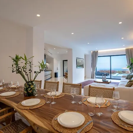 Aora Ftelia Mykonos بانورموس ميكونو