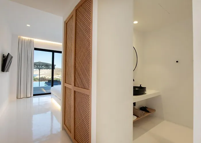 Aora Ftelia Mykonos Вилла